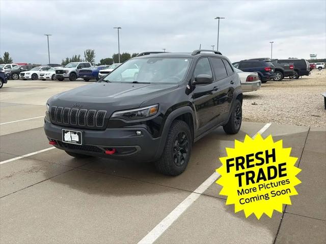 2019 Jeep Cherokee Trailhawk Elite 4x4 for sale in Charles City, IA