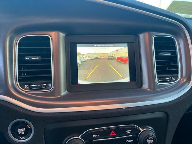 2022 Dodge Charger SXT RWD