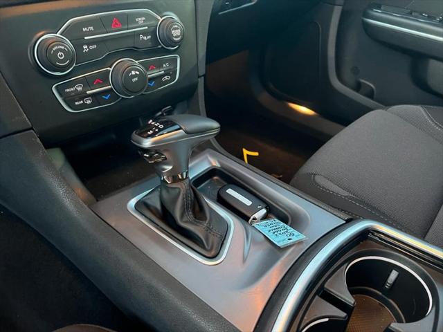 2022 Dodge Charger SXT RWD
