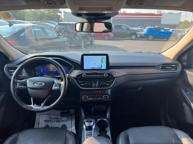2020 Ford Escape Titanium