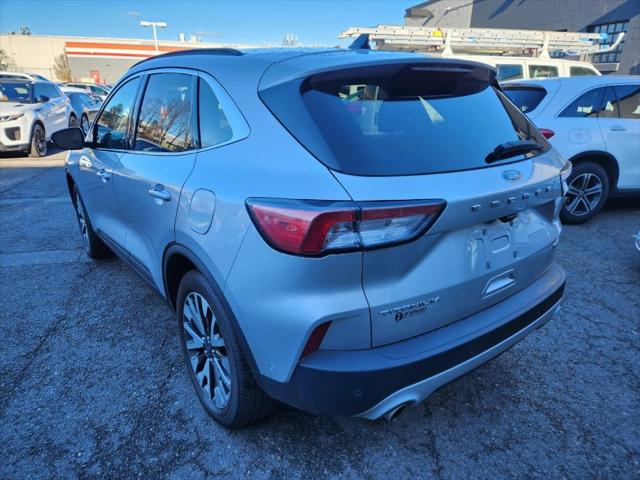 2020 Ford Escape Titanium Hybrid