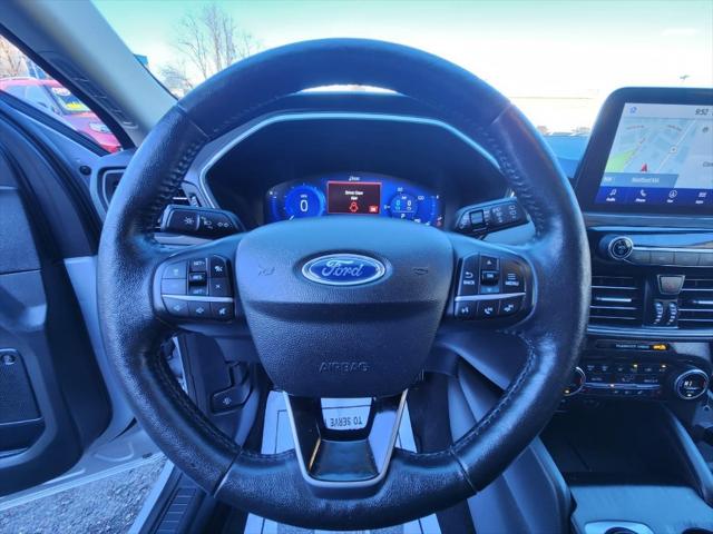 2020 Ford Escape Titanium Hybrid