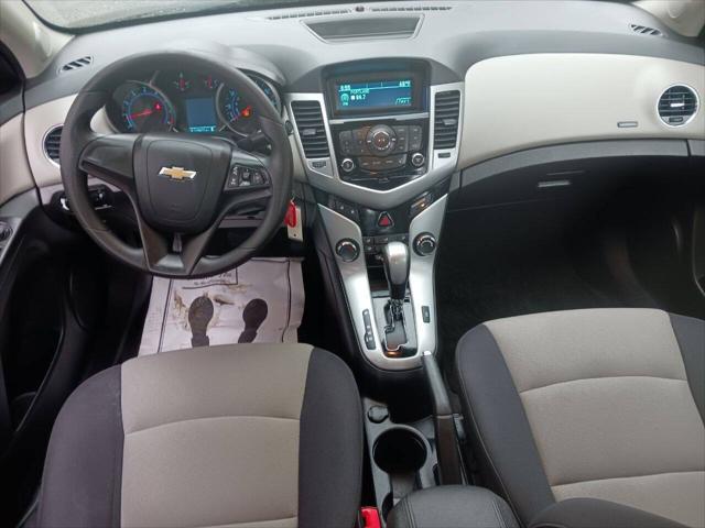 2014 Chevrolet Cruze LS Auto