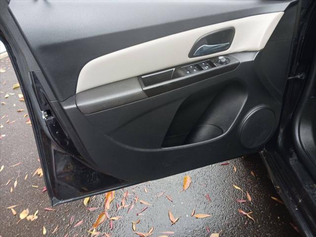 2014 Chevrolet Cruze LS Auto