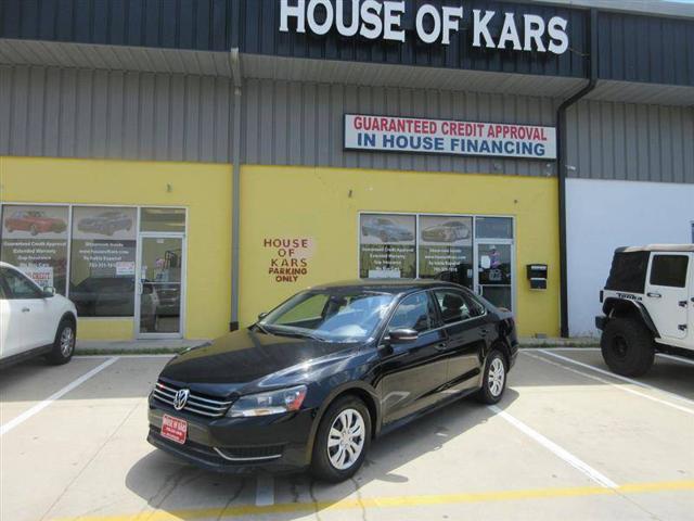 2014 Volkswagen Passat 1.8T S