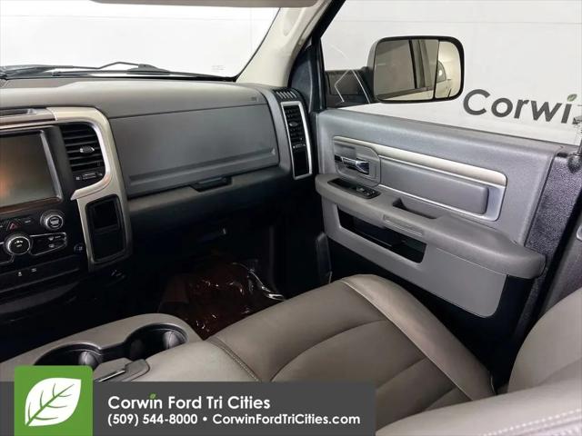2016 Ram 1500 SLT