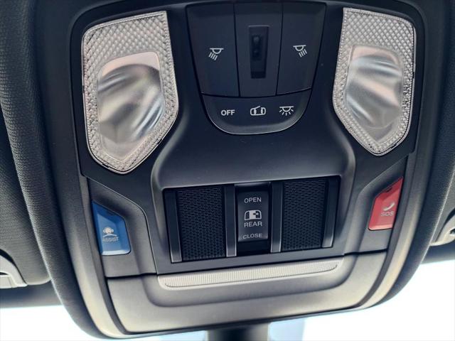 2020 Ram 1500 Rebel Crew Cab 4x4 5'7" Box