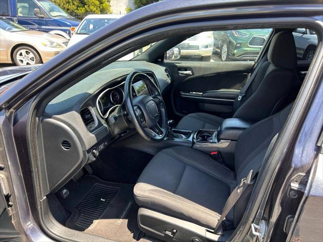 2017 Dodge Charger SXT RWD