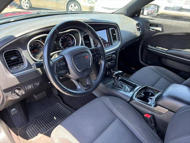 2017 Dodge Charger SXT RWD