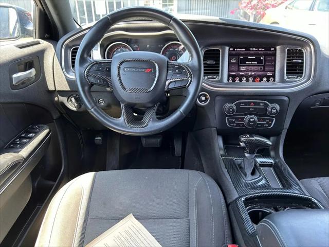 2017 Dodge Charger SXT RWD