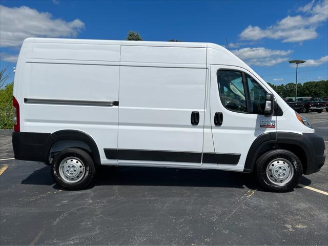 2019 RAM ProMaster 1500 Cargo Van High Roof 136 WB 3