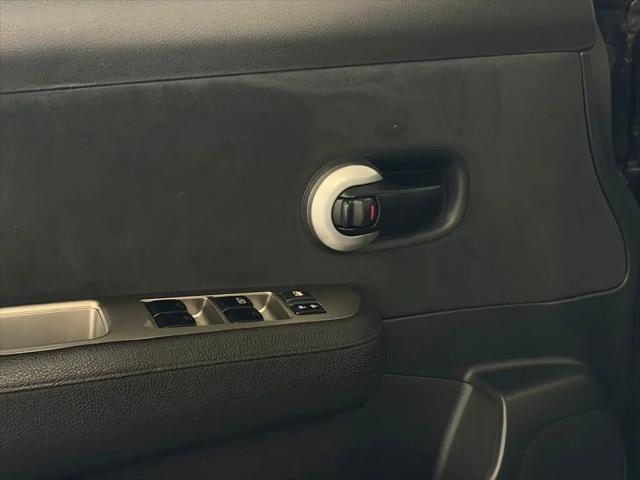 2012 Nissan Versa 1.8 S