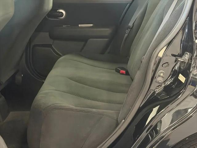 2012 Nissan Versa 1.8 S