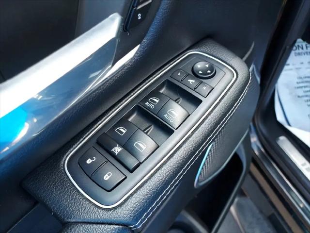 2020 Ram 1500 Laramie Crew Cab 4x4 57 Box