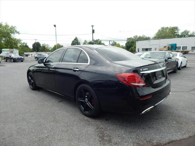 2017 Mercedes-Benz E-CLASS E 300 E 300