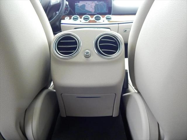2017 Mercedes-Benz E-CLASS E 300 E 300