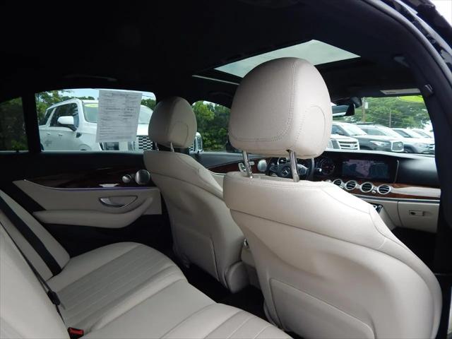 2017 Mercedes-Benz E-CLASS E 300 E 300