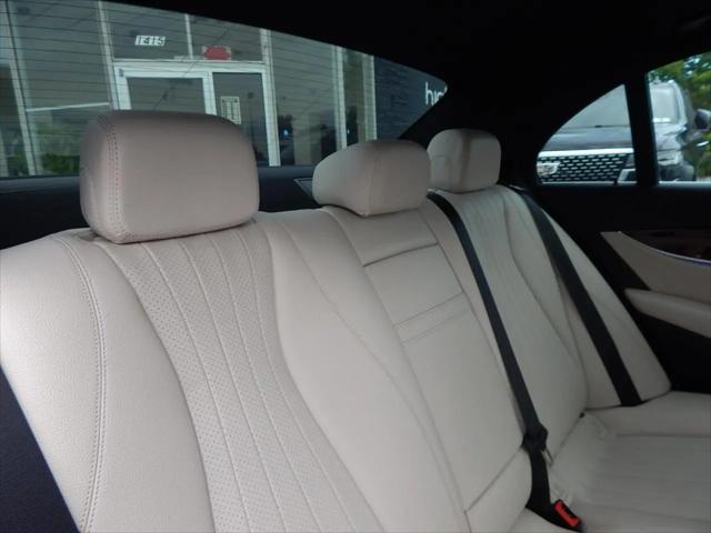 2017 Mercedes-Benz E-CLASS E 300 E 300