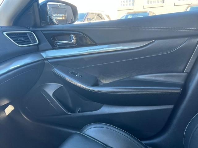 2021 Nissan Maxima SV Xtronic CVT