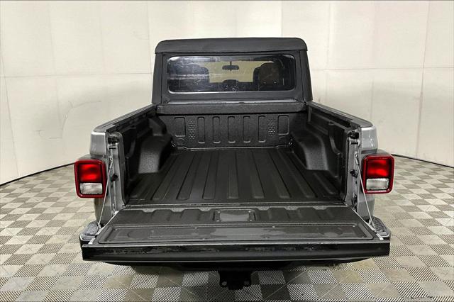 Used 2020 Jeep Gladiator For Sale in Millington, TN