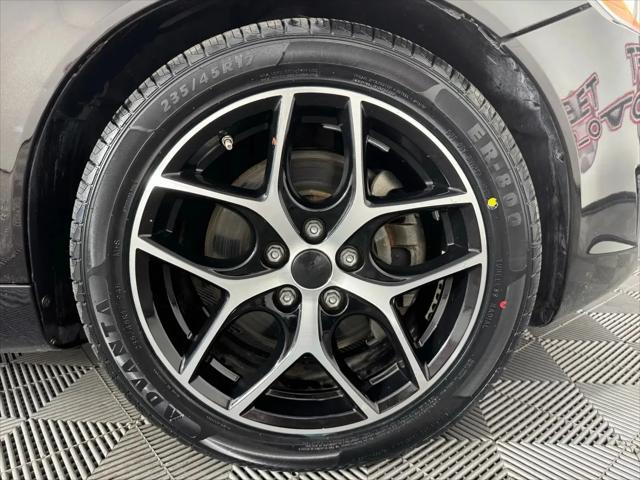 2013 Volvo C70 T5