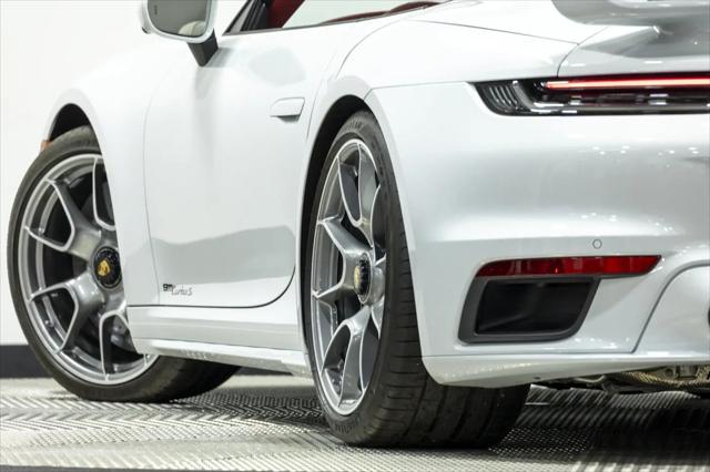 2022 Porsche 911 Turbo S Cabriolet