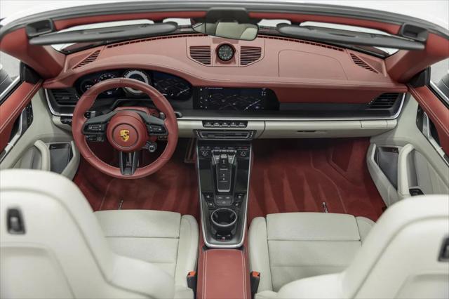2022 Porsche 911 Turbo S Cabriolet