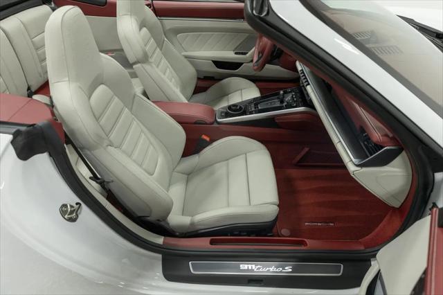2022 Porsche 911 Turbo S Cabriolet