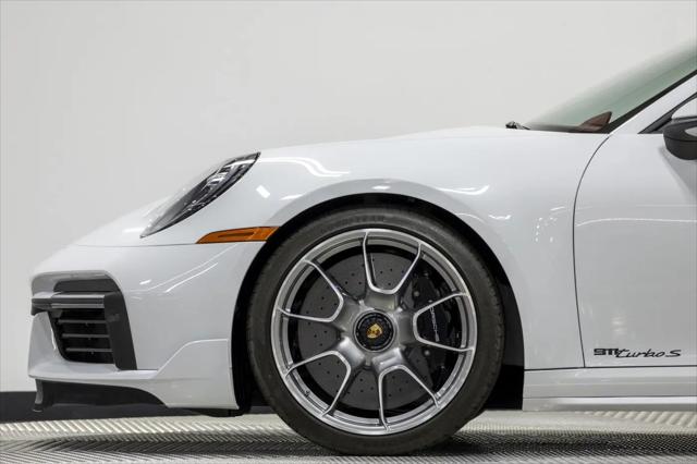 2022 Porsche 911 Turbo S Cabriolet