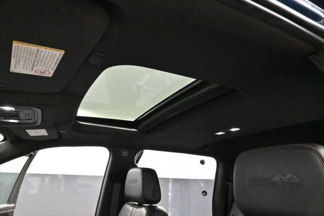 2020 Chevrolet Silverado 3500HD 4WD Crew Cab Standard Bed High Country