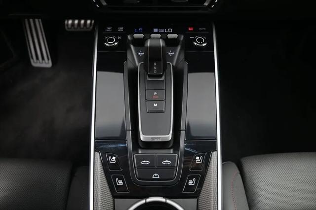 2021 Porsche 911 Turbo S Cabriolet