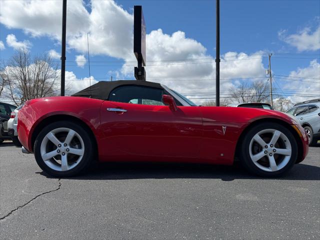2006 Pontiac Solstice 2dr Convertible