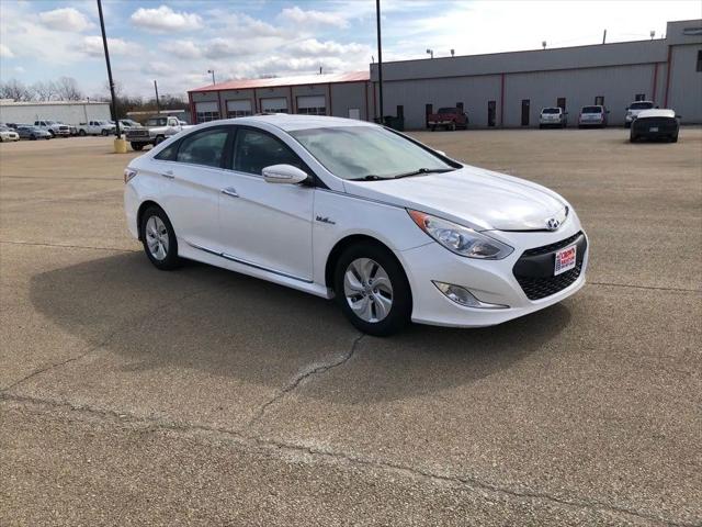 2014 Hyundai Sonata Hybrid 4dr Sdn for sale in Bristow, OK