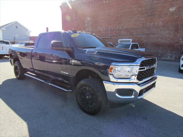2022 RAM 2500 Tradesman Crew Cab 4x4 8 Box 2022 RAM 2500 Tradesman Crew Cab 4x4 8 Box