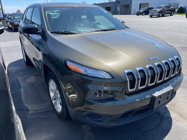 2016 Jeep Cherokee Sport