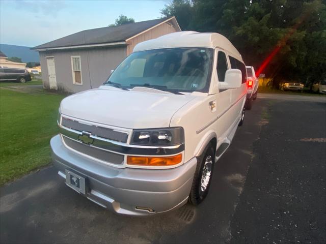 2017 Chevrolet Express 3500 LT 2017 Chevrolet Express 3500 LT