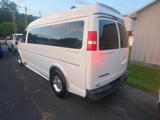 2017 Chevrolet Express LT