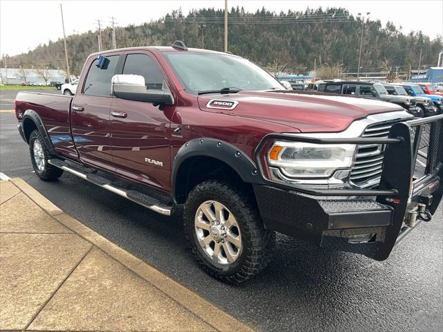 2019 RAM 3500 Laramie Crew Cab 4x4 8 Box