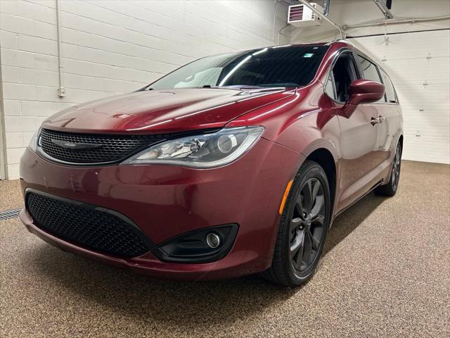 2019 Chrysler Pacifica Touring L Plus