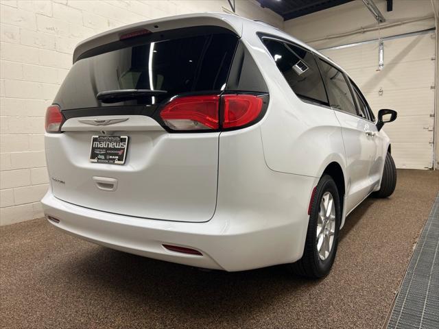 2021 Chrysler Voyager LXI 2021 Chrysler Voyager LXI