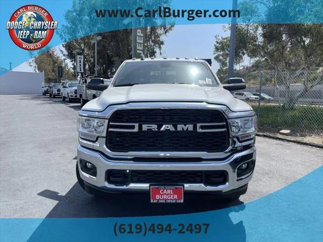 2022 RAM Ram 3500 Chassis Cab RAM 3500 TRADESMAN CREW CAB CHASSIS 4X4 60 CA 2022 RAM Ram 3500 Chassis Cab RAM 3500 TRADESMAN CREW CAB CHASSIS 4X4 60 CA