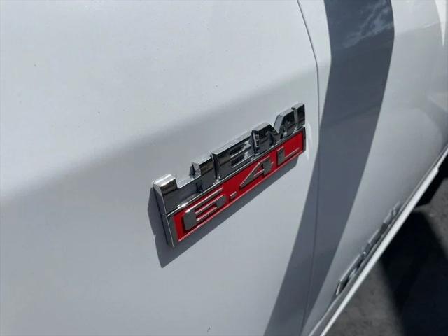 2022 RAM Ram 3500 Chassis Cab RAM 3500 TRADESMAN CREW CAB CHASSIS 4X4 60 CA 2022 RAM Ram 3500 Chassis Cab RAM 3500 TRADESMAN CREW CAB CHASSIS 4X4 60 CA