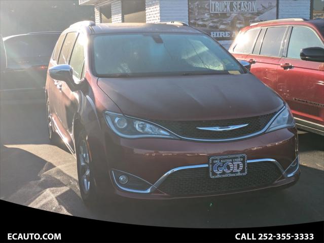 2017 Chrysler Pacifica Limited 2017 Chrysler Pacifica Limited