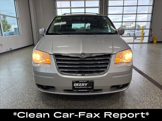 2010 Chrysler Town and Country Touring 2010 Chrysler Town and Country Touring