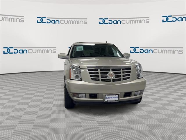 2013 Cadillac Escalade Luxury