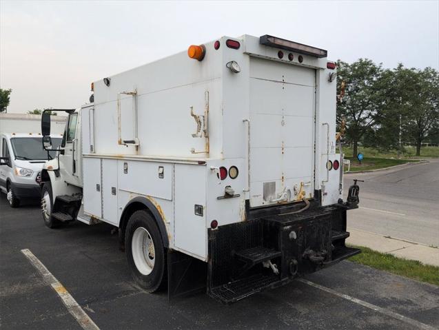 2014 International Durastar UTILITY