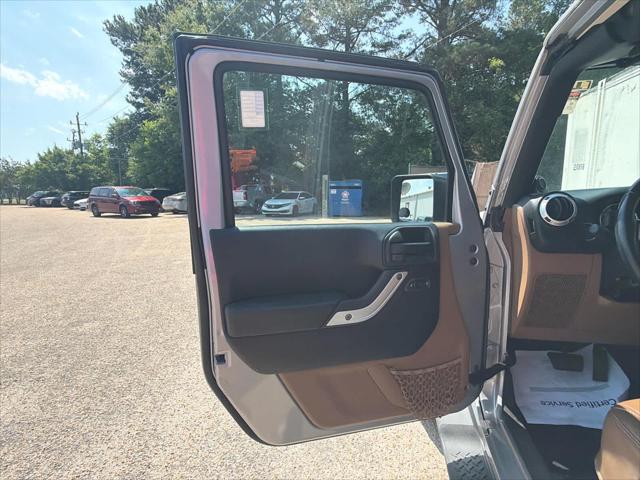 2013 Jeep Wrangler Unlimited Sahara