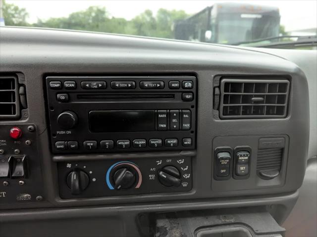 2007 Ford F-650 XLT