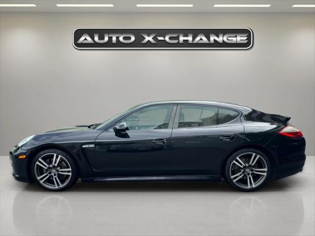 2012 Porsche Panamera Standard