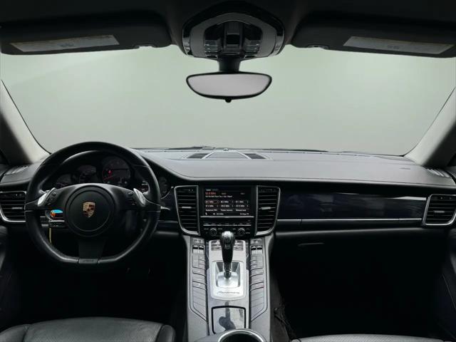 2012 Porsche Panamera Standard